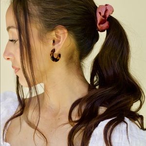 Tortiouseshell Half Hoops